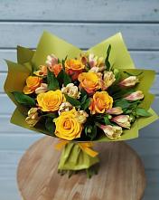 Букет цветов из:  Альстромерии и Розы в Казгулаке