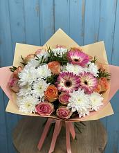 Букет цветов из:  Розы, Герберы и Хризантемы в Казгулаке