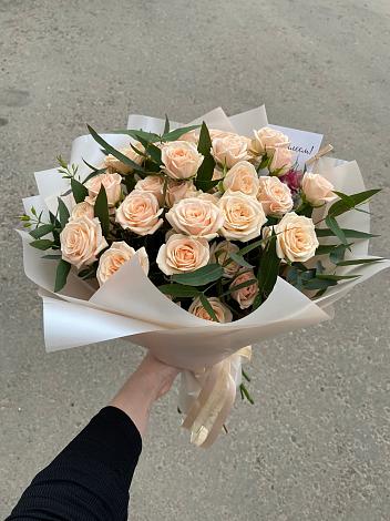 Букет Кремовые розы Латте в Казгулаке