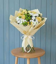 Букет цветов из:  Хризантемы и Розы в Казгулаке