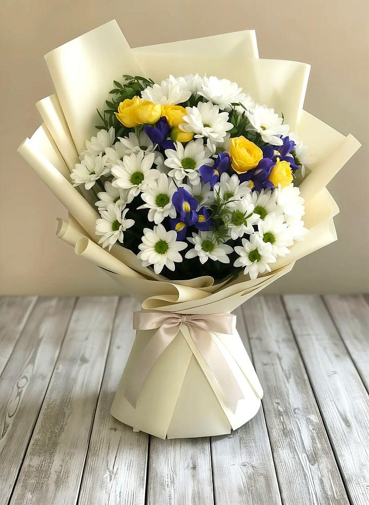 Букет цветов из: Ирисы, Хризантемы и Розы в Казгулаке